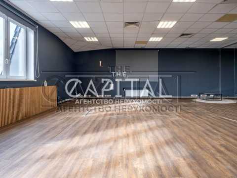 комерційна за адресою Київ, Дегтярна вул., 43