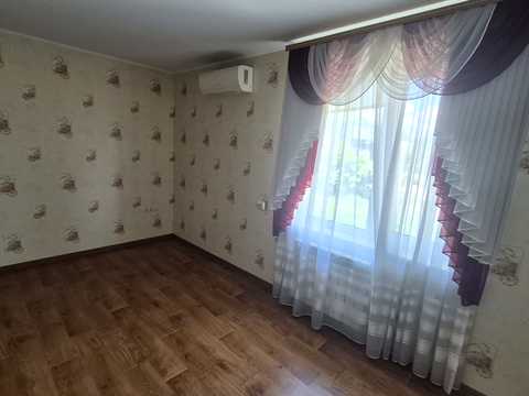 будинок за адресою смт. Олександрівка, Центральна