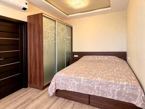 квартира за адресою Генуезька вул., 3-Б