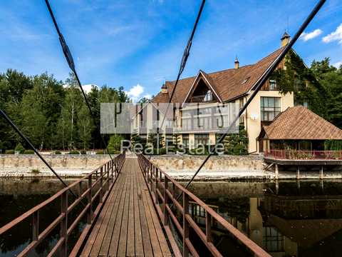 будинок за адресою Лісова вул.
