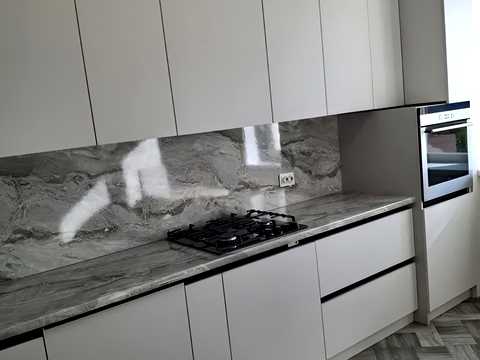 квартира за адресою Дмитра Коцюбайла вул., (Будинок)