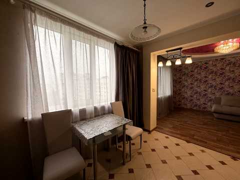 квартира за адресою Польова вул., 10