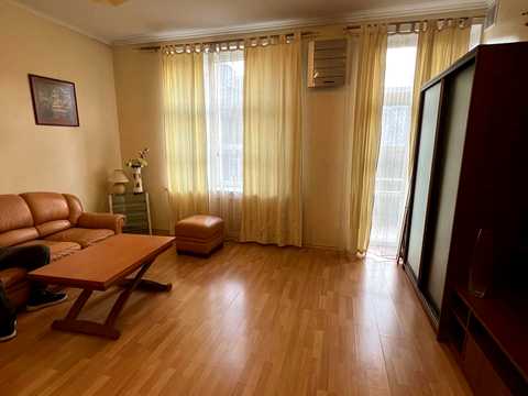 квартира за адресою Інститутська вул., 25