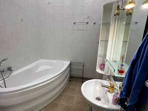 квартира за адресою Інститутська вул., 25