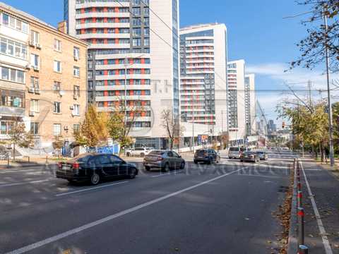 комерційна за адресою Митрополита Василя Липківського вул. (Урицького), 16-Б