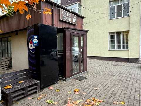 комерційна за адресою Данила Галицького вул., 16