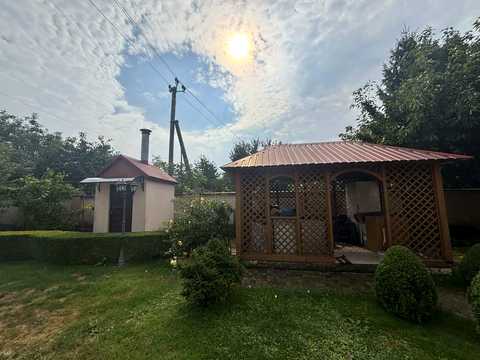 дом по адресу Романа Шухевича ул.