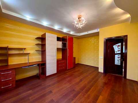 квартира за адресою Хмельницький, Героїв Майдану вул. (Театральна), 48
