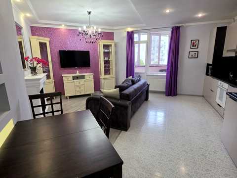 квартира за адресою Героїв України просп. (Героїв Сталінграду), 13-Ж
