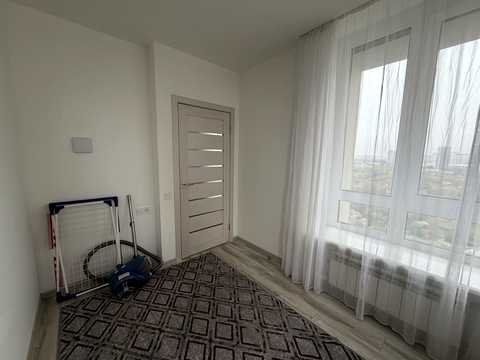 квартира за адресою Зарічна вул., 4к1