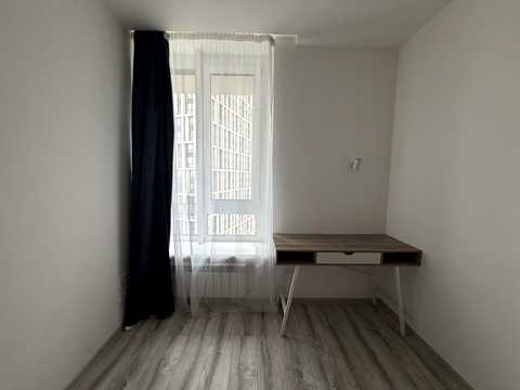 квартира за адресою Зарічна вул., 4к1