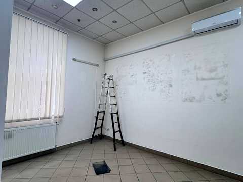 комерційна за адресою Михайла Грушевського вул., 41