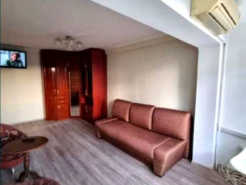 квартира за адресою Миколи Ушакова вул., 12