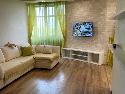 квартира по адресу Героев Крут ул., 11-Б