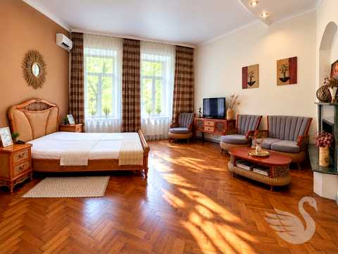 квартира по адресу Новосельского ул., 80