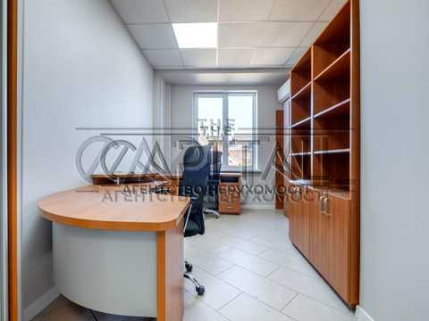 комерційна за адресою Авіаконструктора Антонова вул. (Авіації), 5