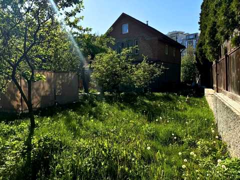 будинок за адресою Саперне Поле вул., 33