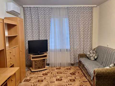 квартира за адресою Академіка Глушкова просп., 9-Є