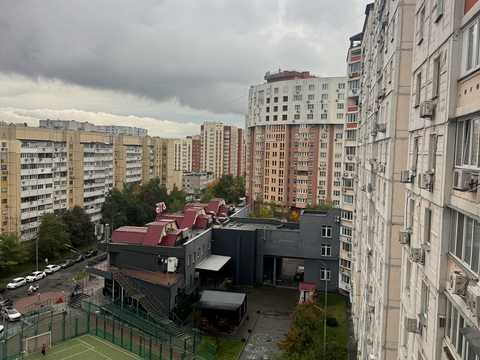 квартира по адресу Ивана Пулюя ул., 2