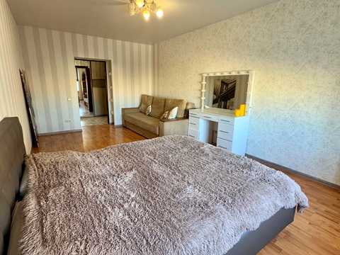 квартира за адресою Київ, Анни Ахматової вул., 31