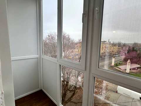 квартира за адресою Кривий Ріг, Поштовий просп. (Карла Маркса), 48
