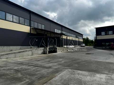 комерційна за адресою Балукова вул., 10