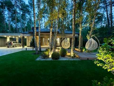будинок за адресою Плютовська вул., 25
