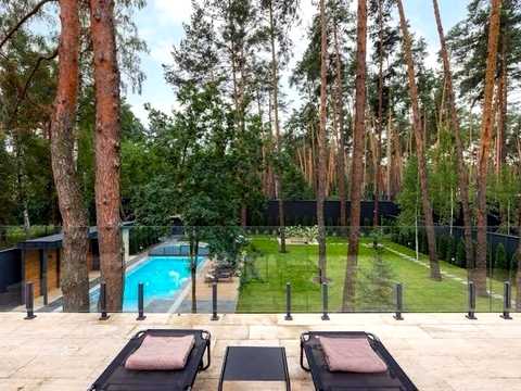 дом по адресу Плютовская ул., 25