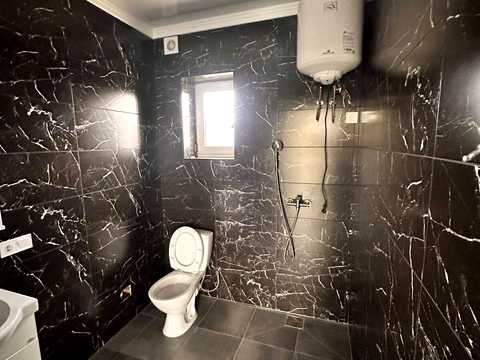 комерційна за адресою Зелена вул., 301