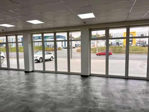 комерційна за адресою Зелена вул., 301
