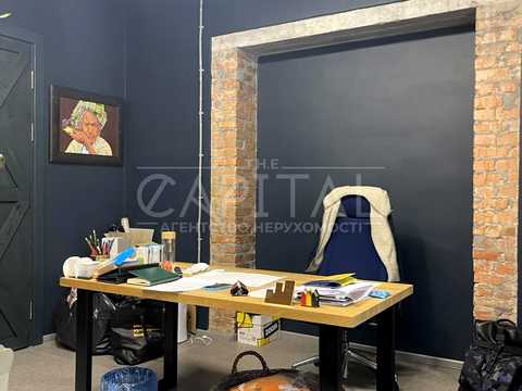 комерційна за адресою Протасів Яр вул., 8