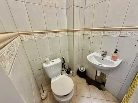 комерційна за адресою Михайла Грушевського вул., 10
