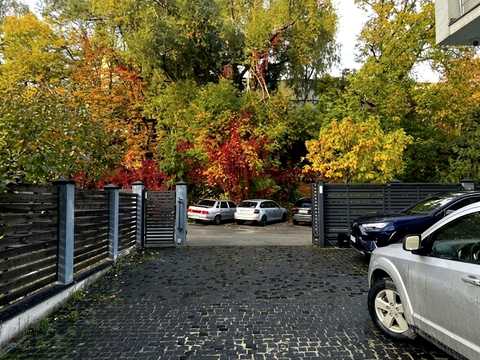 дом по адресу Яровая ул.