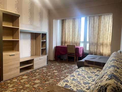 квартира за адресою Богатирська вул., 2