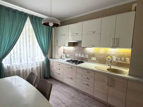 квартира по адресу Славы бульв., 32