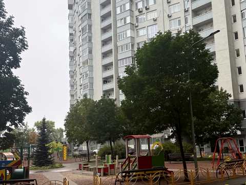 квартира за адресою Володимира Івасюка просп. (Героїв Сталінграду), 2-Д