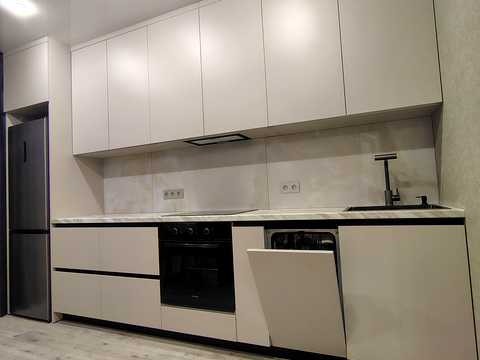 квартира за адресою Перлинна вул., 12