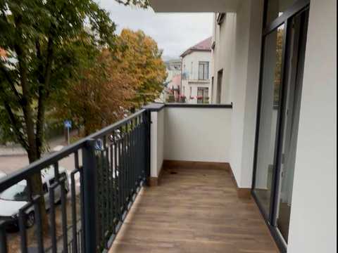 комерційна за адресою Театральна вул., 6