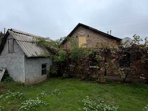 будинок за адресою Петра Бузука вул. (Мате Залка)