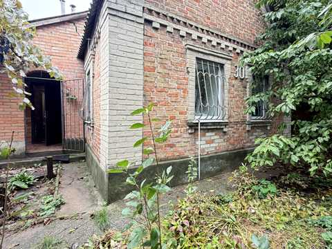 будинок за адресою Петра Бузука вул. (Мате Залка)