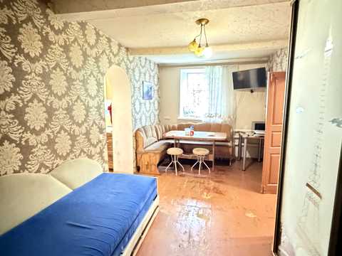 будинок за адресою Петра Бузука вул. (Мате Залка)