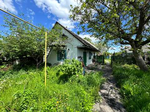 будинок за адресою с. Микуличі, Хутірська вул. (Будьонного), 1