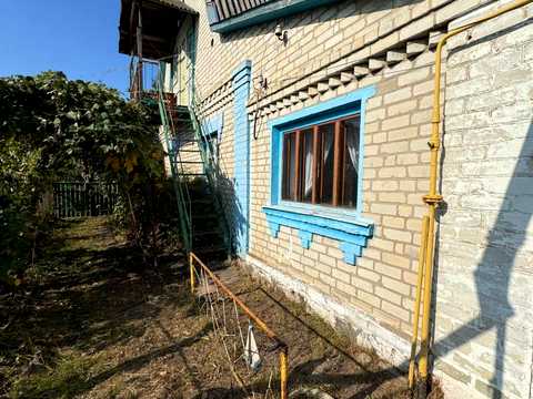 будинок за адресою с. Микуличі, Хутірська вул. (Будьонного), 1