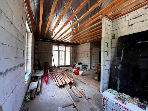 будинок за адресою смт. Ворзель, Варшавська вул. (Ватутіна), 39 Б