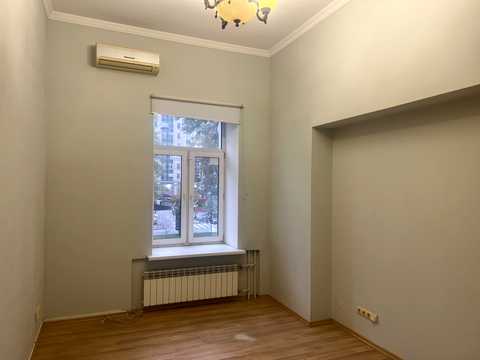 коммерческая по адресу Верхній Вал ул., 62