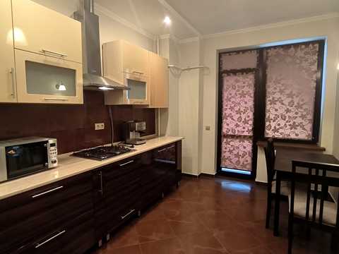 квартира по адресу Андрея Мельника ул., 2