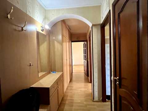 квартира за адресою Раїси Окіпної вул., 9