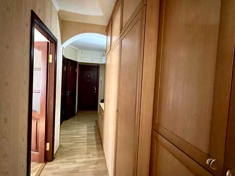 квартира за адресою Раїси Окіпної вул., 9