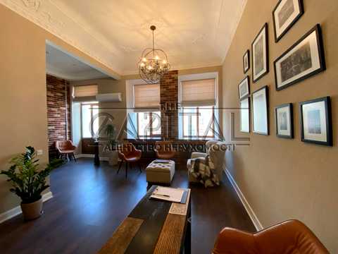 комерційна за адресою Антоновича вул. (Горького), 48