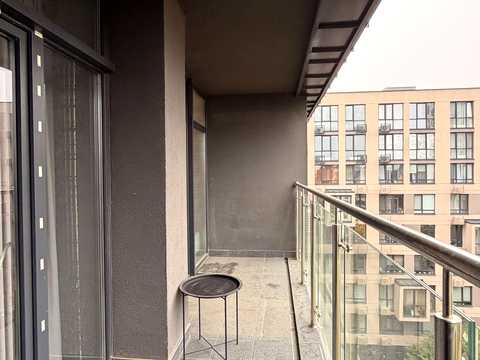 квартира за адресою Салютна вул., 2к6